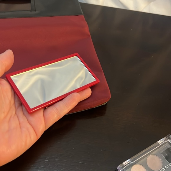 New Elizabeth Arden 7pc set - Picture 5 of 12